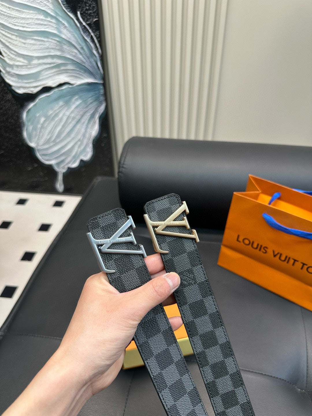 LV New checkered pattern