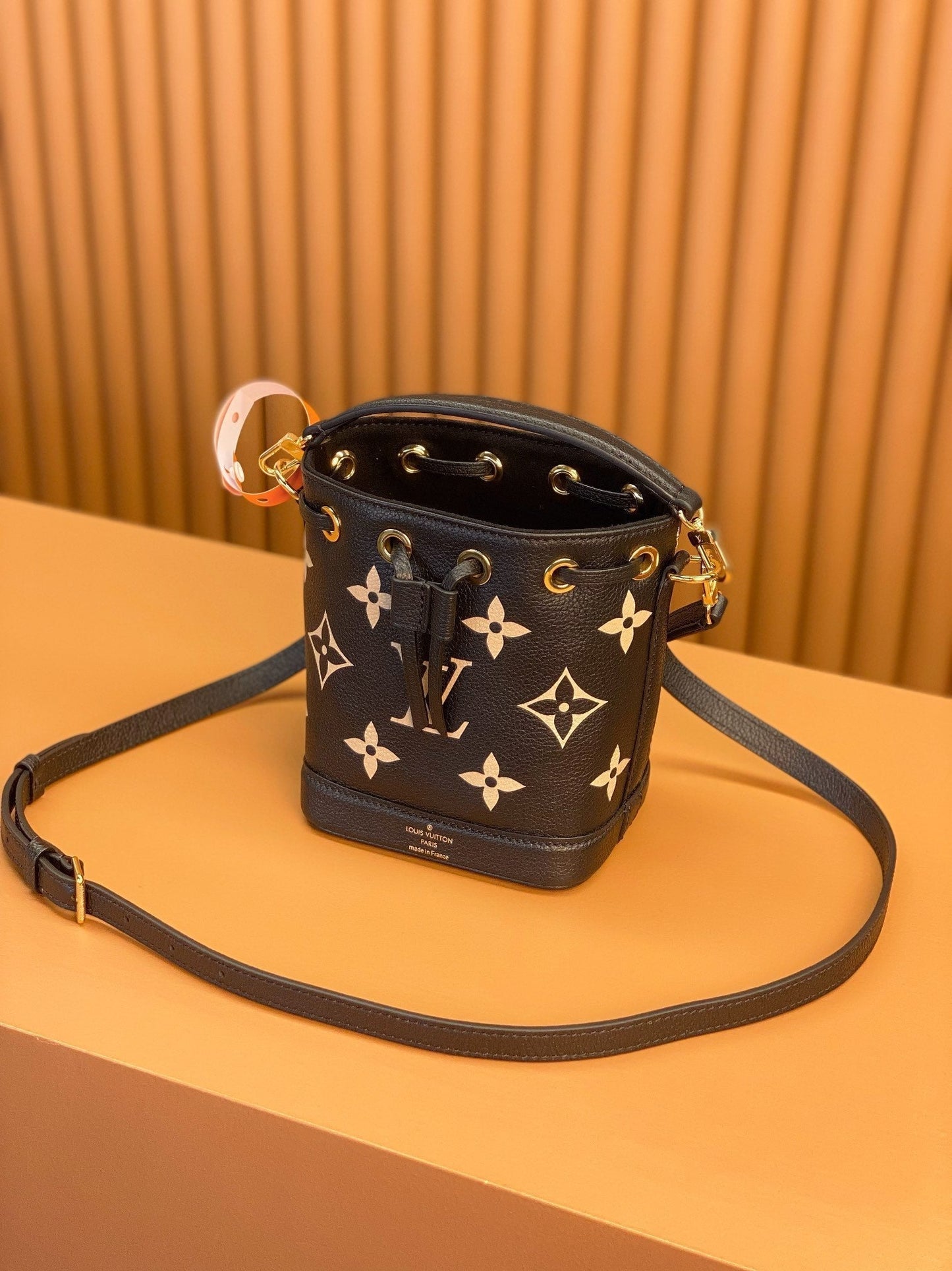 0528 Nano Noé Bicolour Monogram Empreinte Leather