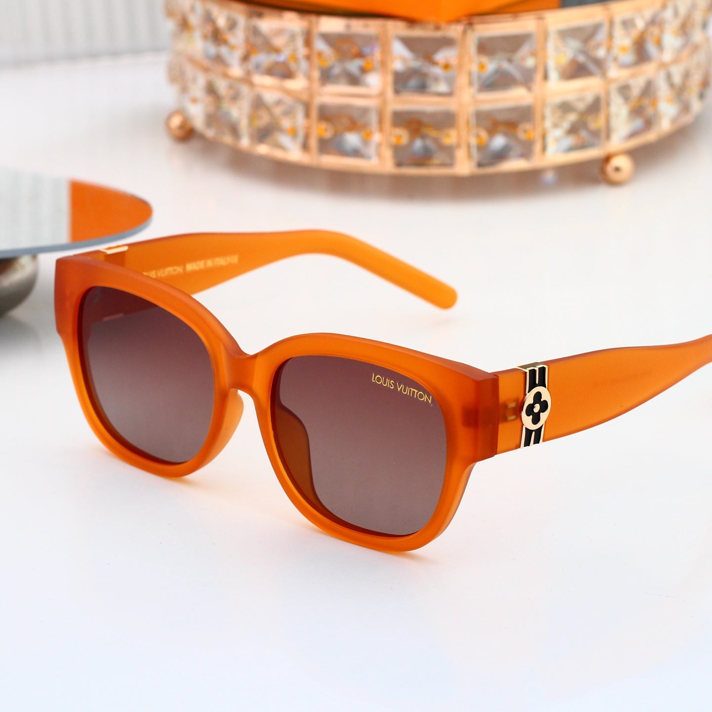 Timeless Style Sunglasses
