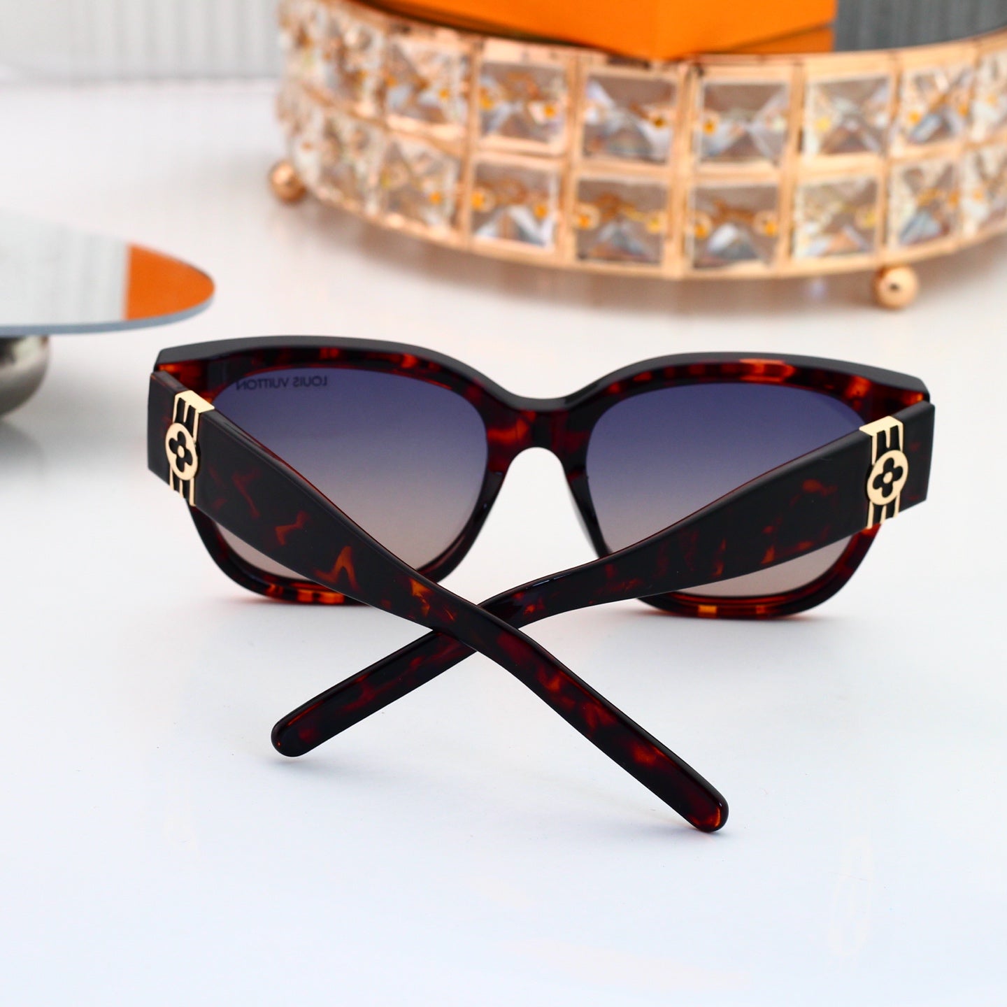 Timeless Style Sunglasses