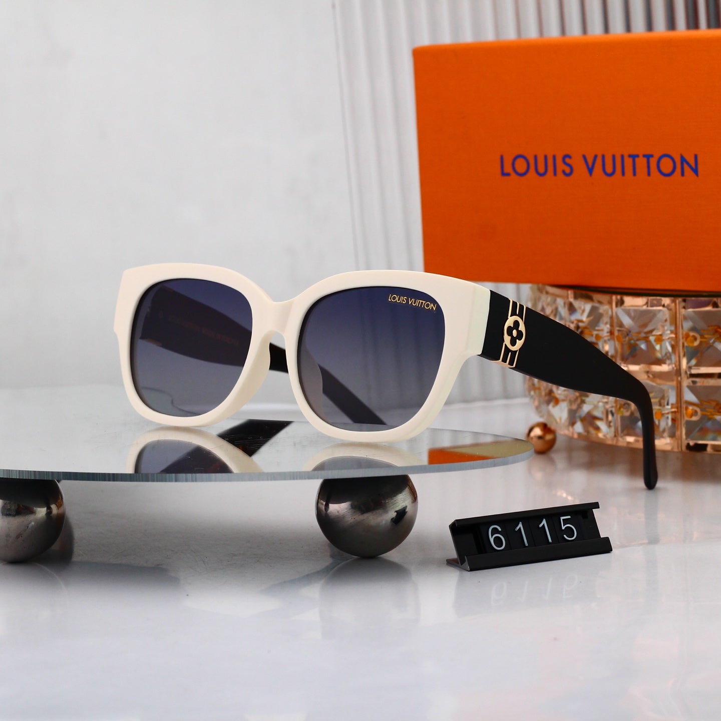 Timeless Style Sunglasses