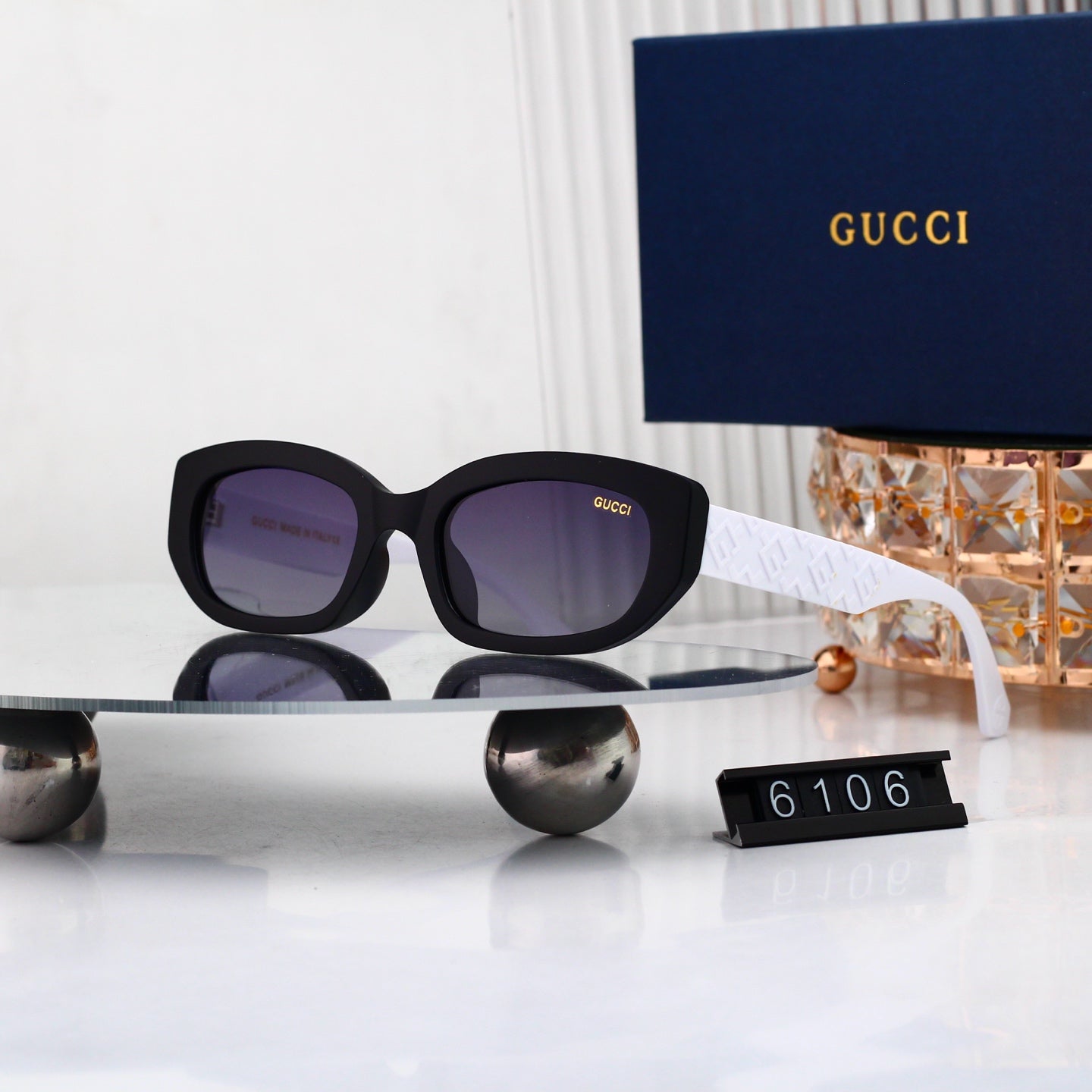 Trendy Chic Sun Glasses Must-Have