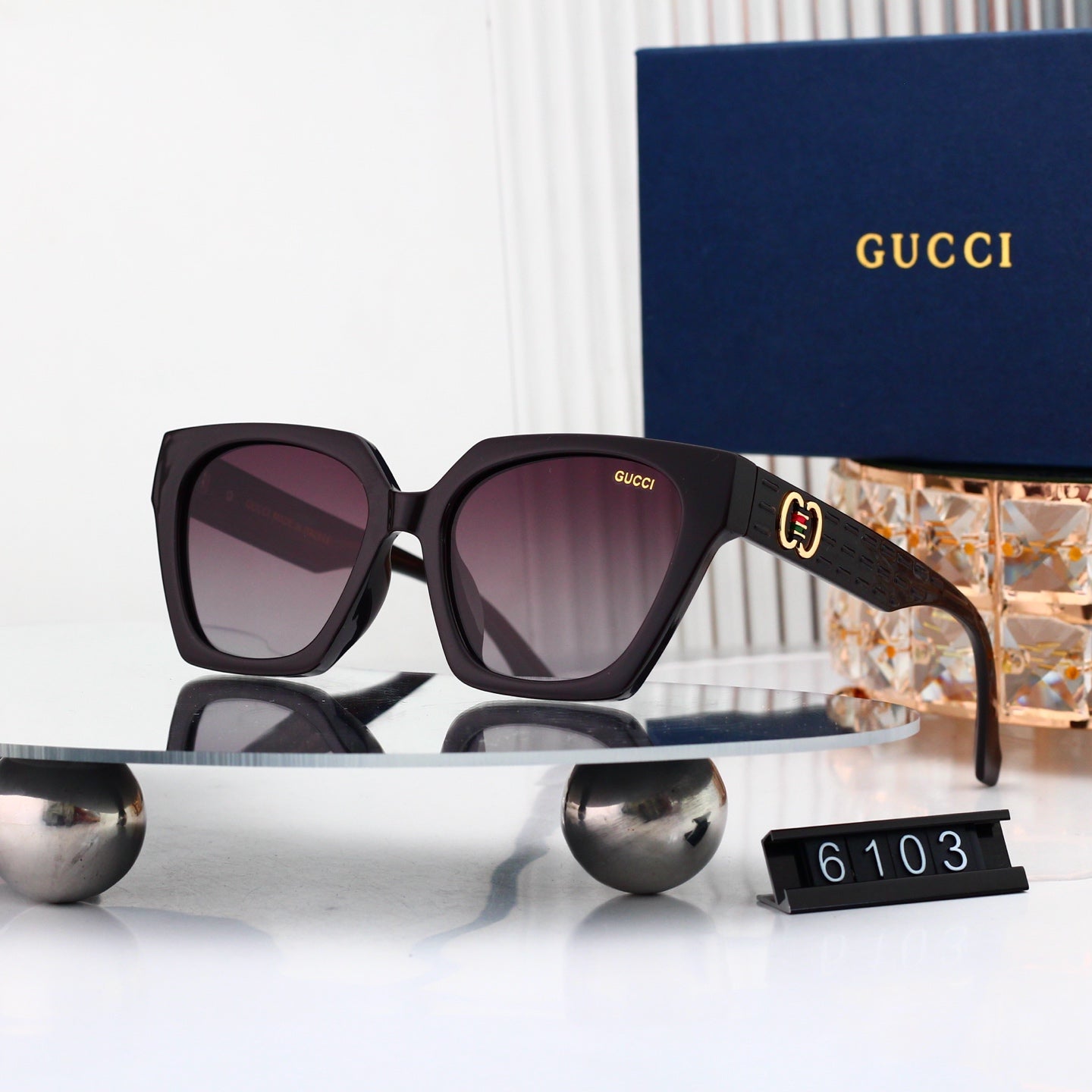 Classic Sun Shades Trendy Pick