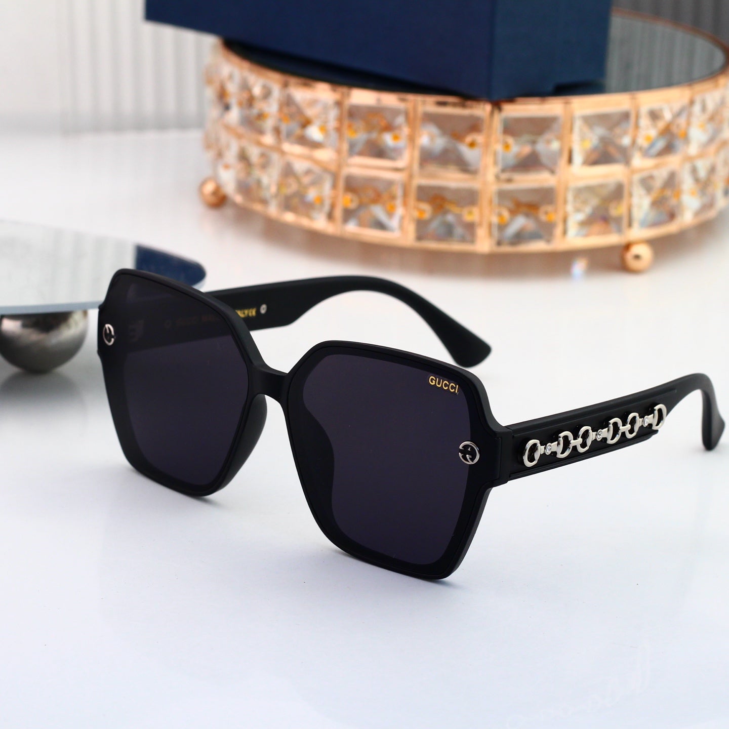 Classic Trend Sun Glasses Now