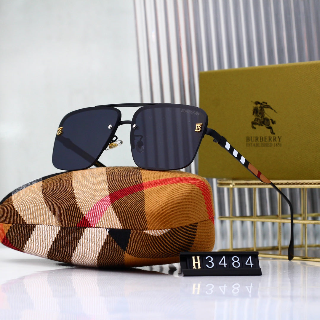 Classic Trendy Sunglasses