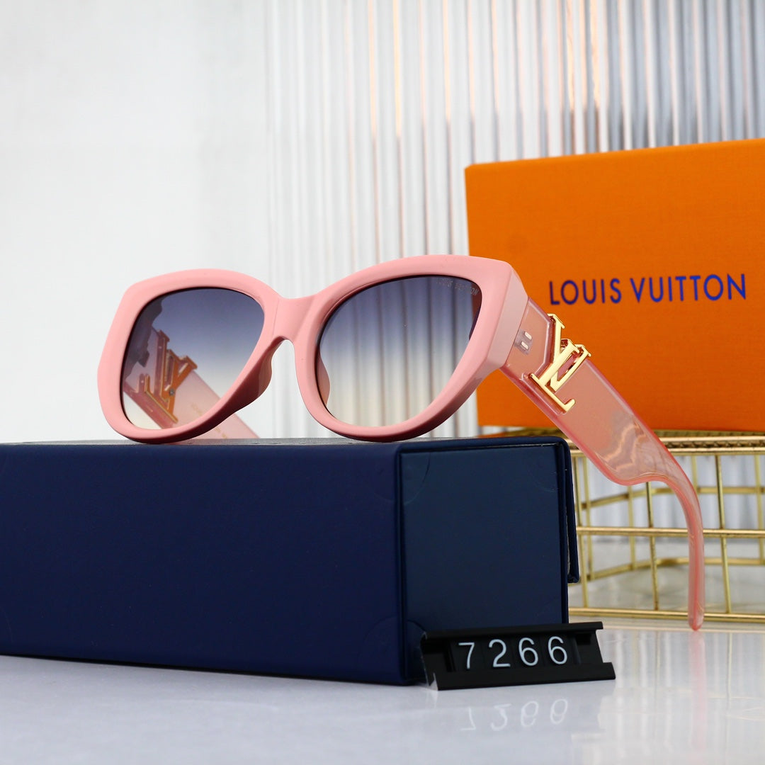 Trendy Iconic Sunglasses Pick