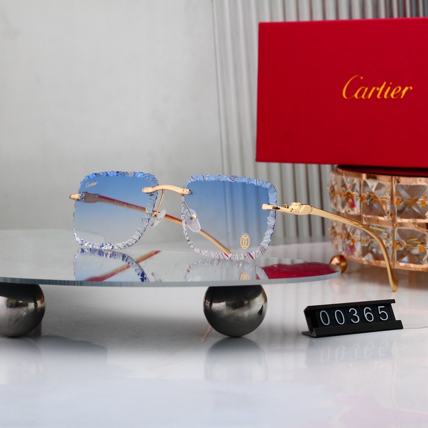 Timeless Fashion Sun Shades