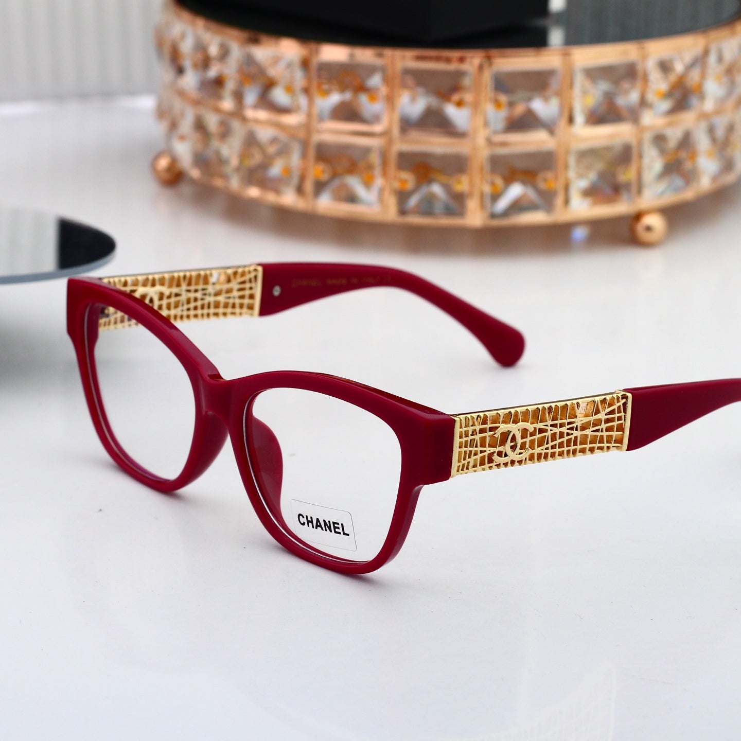 Chic Fashion Sun Glasses Now