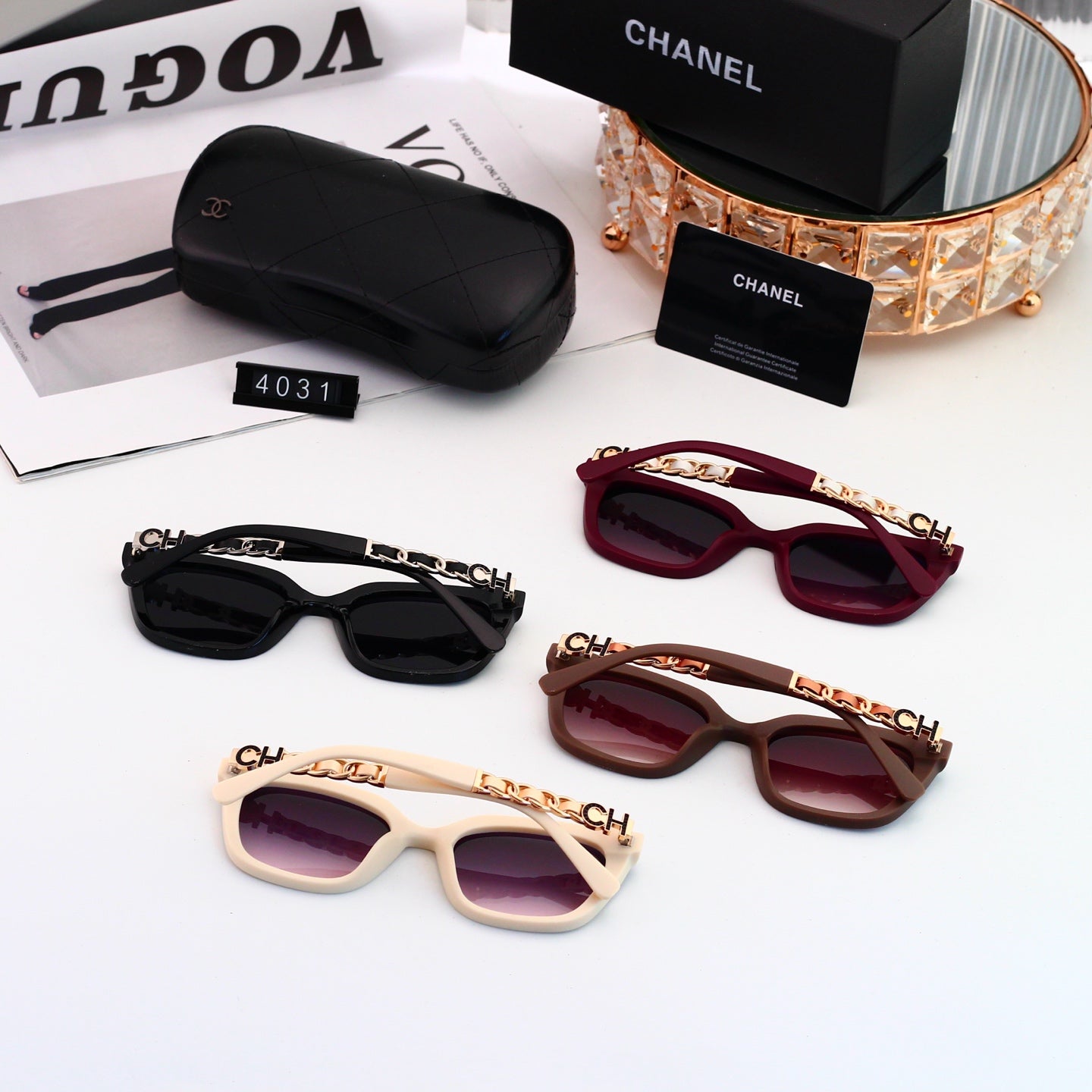 Timeless Sun Glasses: Daily Essential